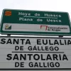 Cartel en aragonés y castellano en la localidad de Santolaria (Plana de Huesca)